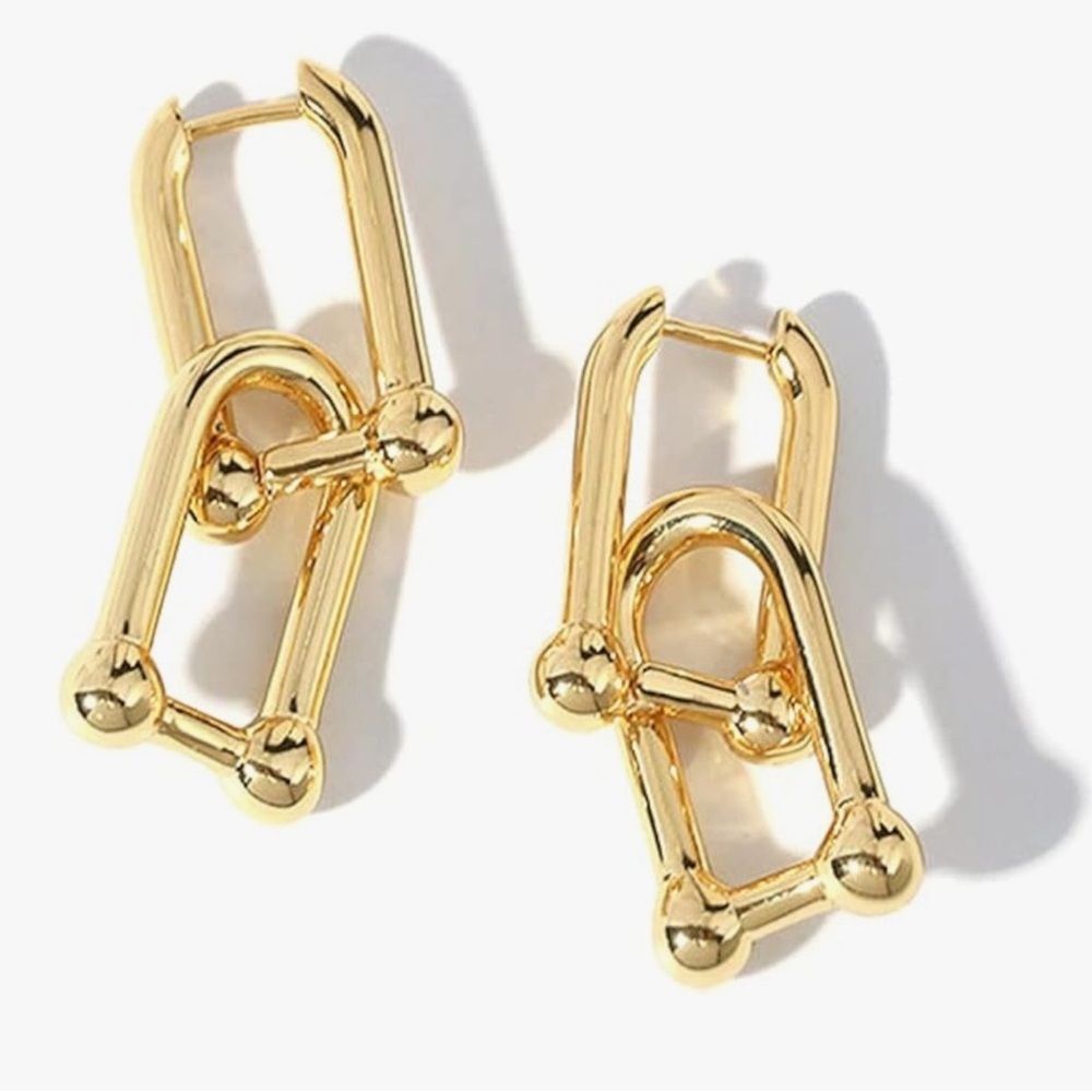 14k Gold Plated Chunky U-Shape Link
Chain Earrings